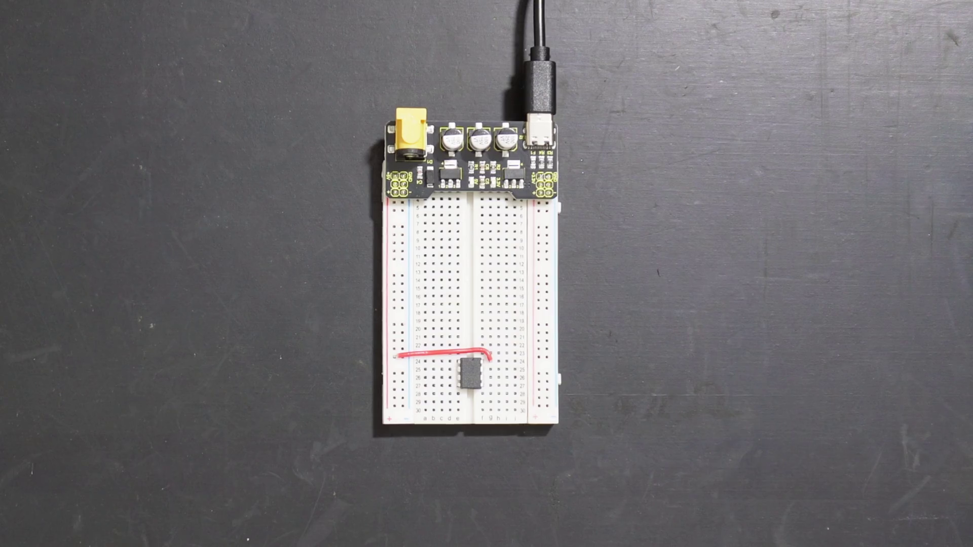 5V connected to LM358 on a breadboard.