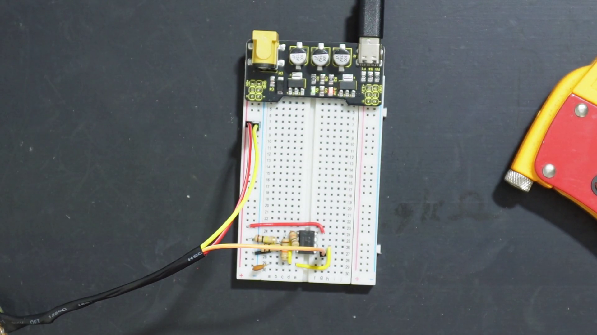 Connecting triangle wave generator to PWM generator using single Op-Amp on a breadboard circuit.